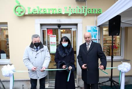 OTVORITEV LEKARNE CERKNICA 38 FOTO LJUBO VUKELIČ